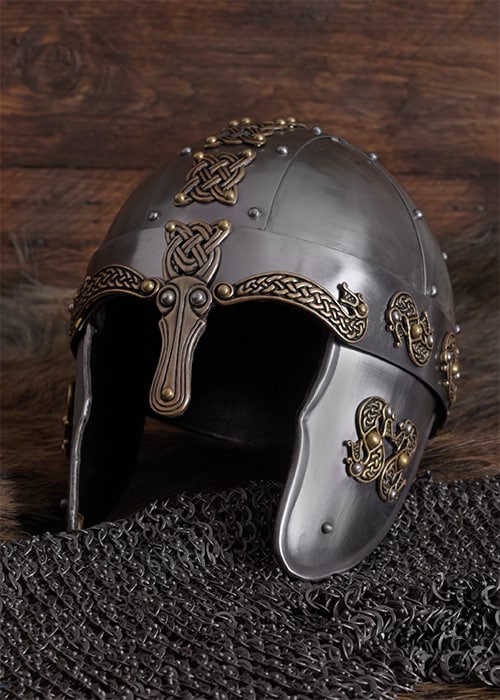 Casque de dragon nordique