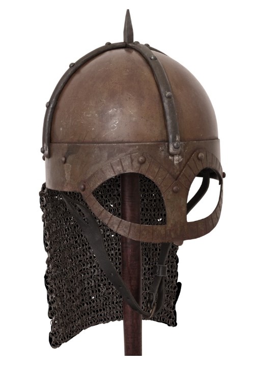 Casque Gjermundbu de combat antique