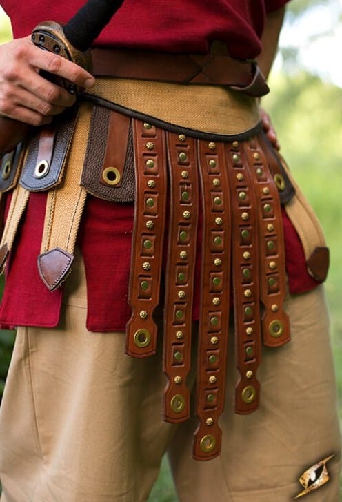 Ceinture romaine en cuir