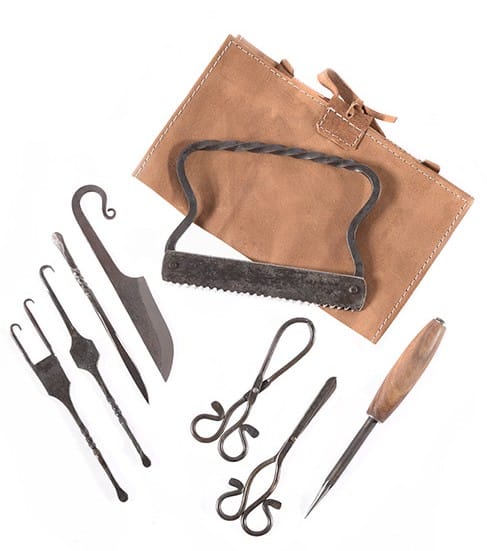 Kit chirurgical médiéval 8 pièces