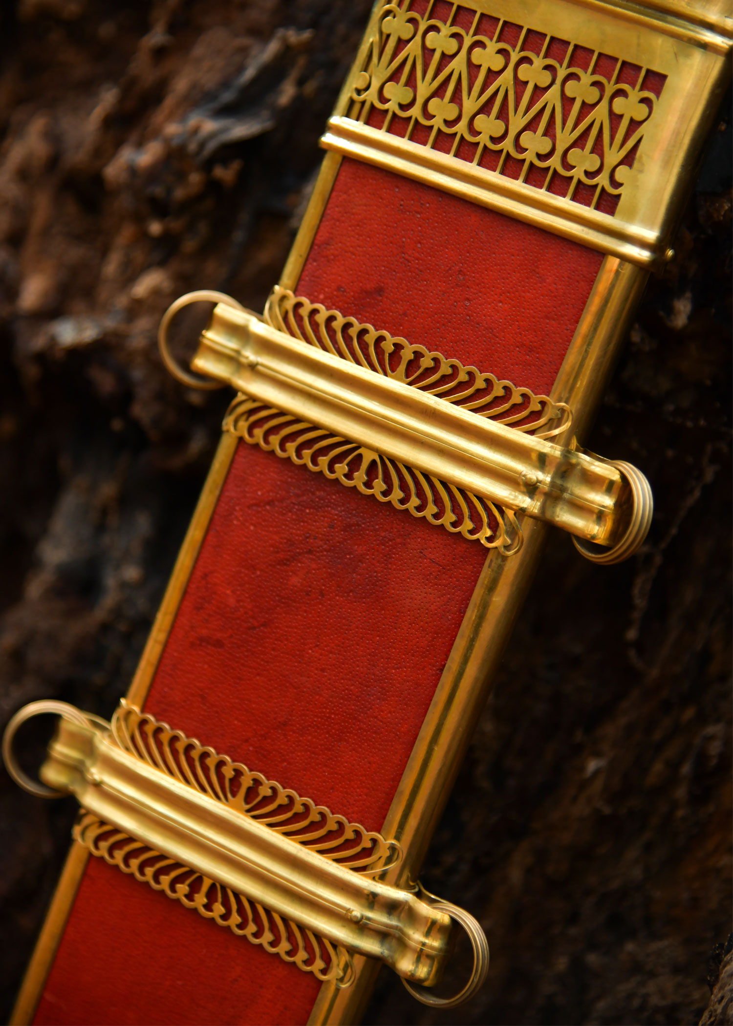 Décorations en laiton du fourreau du gladius romain Dubravica